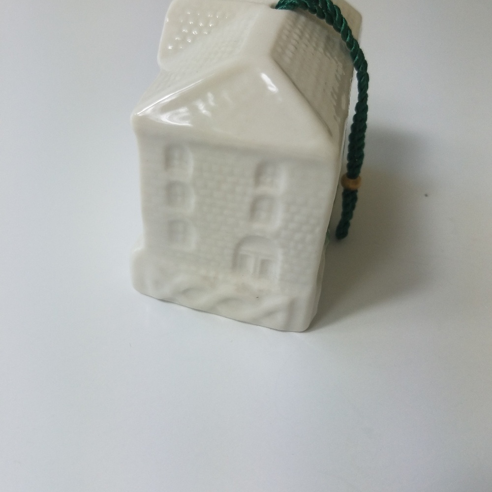 Belleek Christmas Ornament - Picture 6 of 8